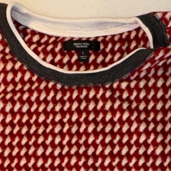 Simply Vera Vera Wang Red and White Patterned Fleece Sweatshirt Large Womens - Picture 7 of 7